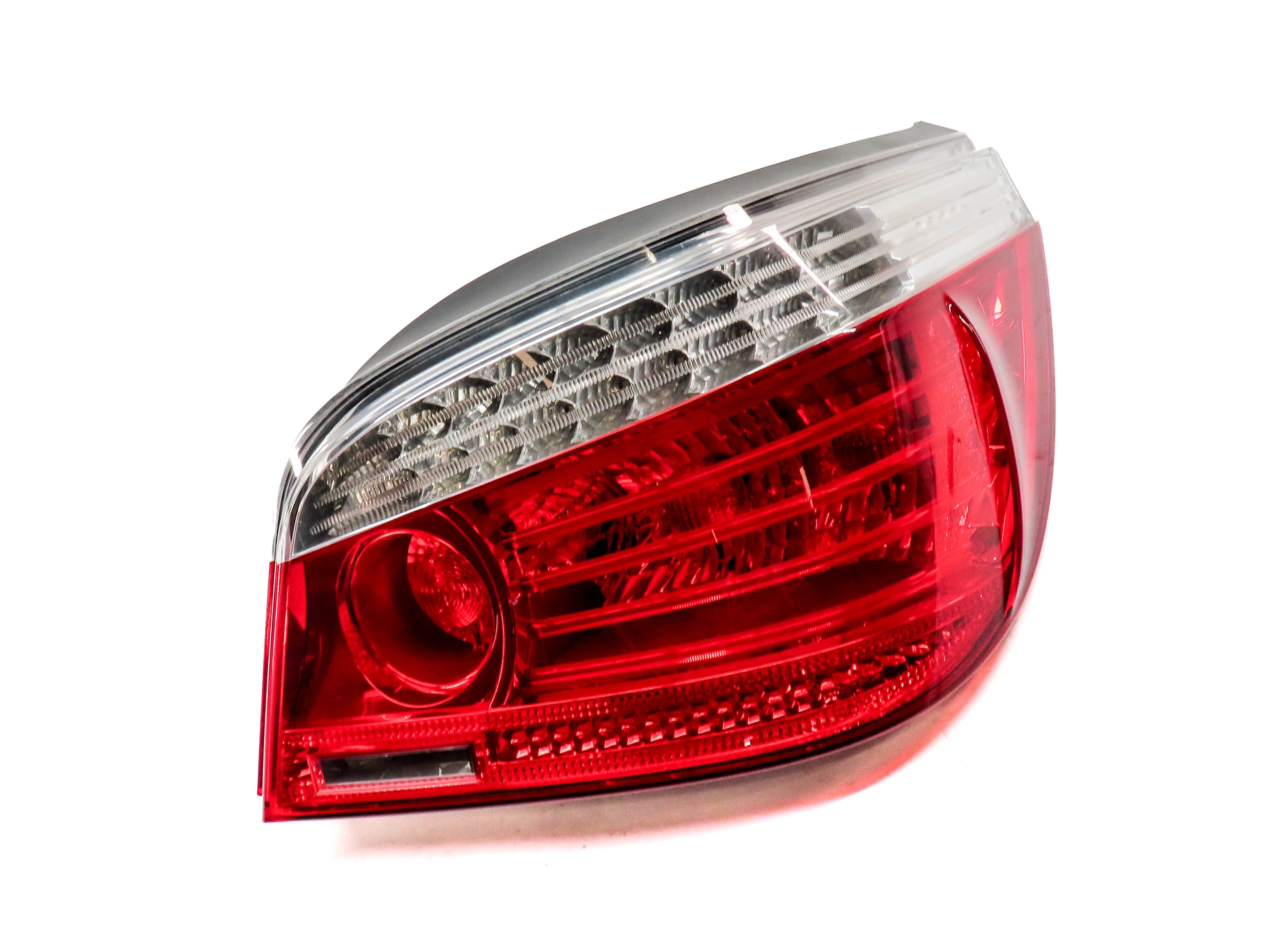 2008-2010 BMW 528i 535i 550i M5 (E60) RIGHT PASSENGER TAILLIGHT BRAKE LIGHT LAMP — exact item pictured